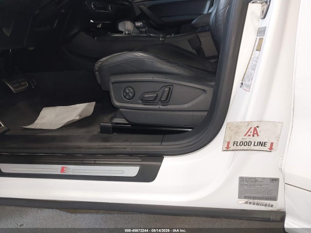 45872244 :رقم المزاد ، WA1C4AFY9J2105236 vin ، 2018 Audi Sq5 3.0t Premium Plus مزاد بيع