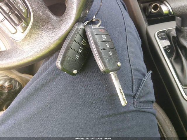 45872300 :رقم المزاد ، 5XXGT4L32JG182142 vin ، 2018 Kia Optima Lx مزاد بيع