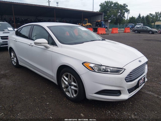 45872316 :رقم المزاد ، 1FA6P0HD5F5125395 vin ، 2015 Ford Fusion Se مزاد بيع
