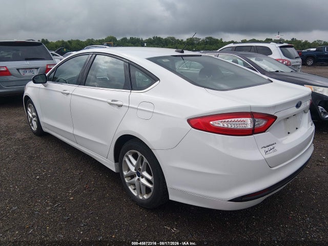 45872316 :رقم المزاد ، 1FA6P0HD5F5125395 vin ، 2015 Ford Fusion Se مزاد بيع