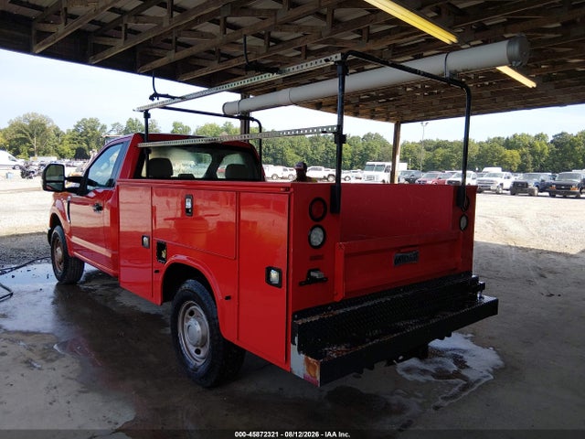 45872321 :رقم المزاد ، 1FDBF2A68JEC69482 vin ، 2018 Ford F-250 Xl مزاد بيع
