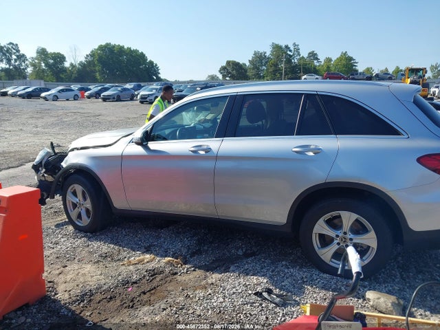 Продаж на аукціоні авто 2018 Mercedes-benz Glc 300, vin: WDC0G4JB0JV079025, номер лоту: 45872352