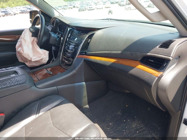 45872390 :رقم المزاد ، 1GYS4HKJ2JR142536 vin ، 2018 Cadillac Escalade Esv Luxury مزاد بيع