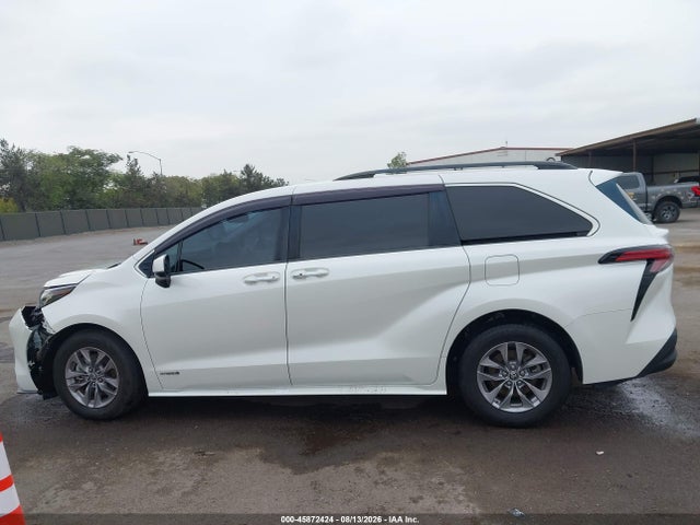 Toyota SIENNA XLE 2021 5TDYRKEC8MS007899 Image 14