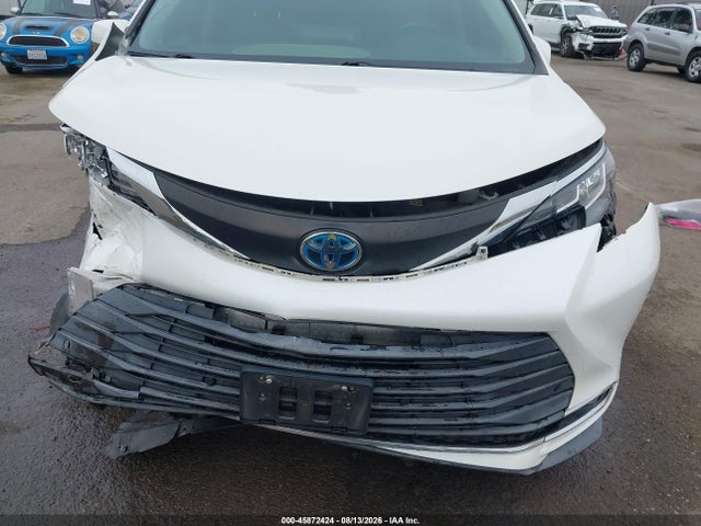 Toyota SIENNA XLE 2021 5TDYRKEC8MS007899 Image 6
