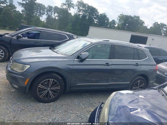 2018 Volkswagen Tiguan 2.0t Se/2.0t Sel მანქანა იყიდება აუქციონზე, vin: 3VV3B7AX6JM014626, აუქციონის ნომერი: 45872430