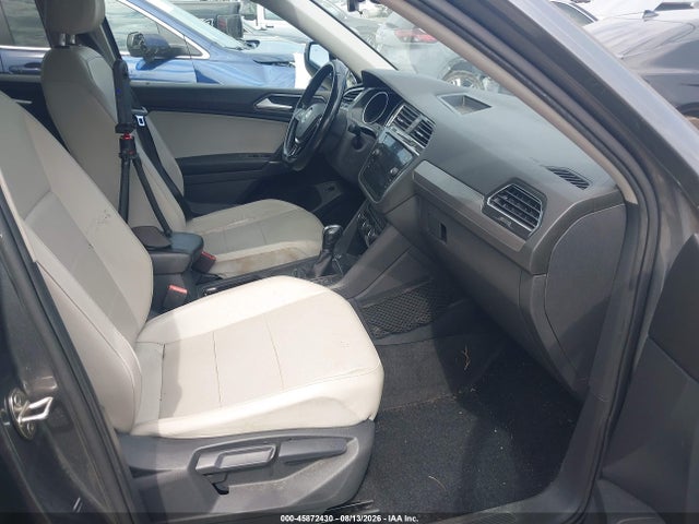 2018 Volkswagen Tiguan 2.0t Se/2.0t Sel მანქანა იყიდება აუქციონზე, vin: 3VV3B7AX6JM014626, აუქციონის ნომერი: 45872430
