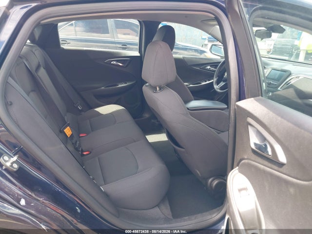 1G1ZC5ST7JF102163 Chevrolet Malibu 1fl