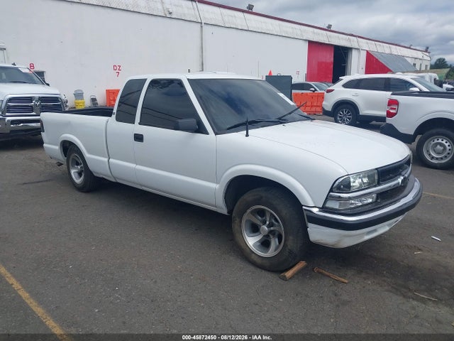 45872450 :رقم المزاد ، 1GCCS19X938185698 vin ، 2003 Chevrolet S-10 Ls مزاد بيع