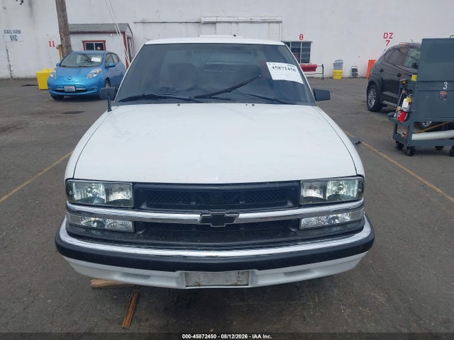 45872450 :رقم المزاد ، 1GCCS19X938185698 vin ، 2003 Chevrolet S-10 Ls مزاد بيع