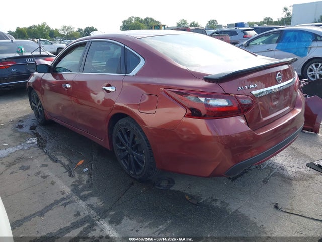 45872456 :رقم المزاد ، 1N4AL3AP5HC229587 vin ، 2017 Nissan Altima 2.5 Sr مزاد بيع