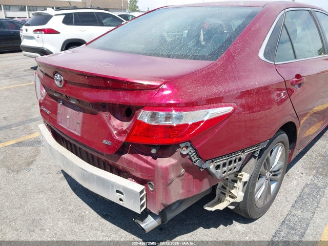 4T1BF1FK5HU698238 Toyota CAMRY SE