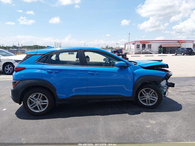 2022 Hyundai Kona Se მანქანა იყიდება აუქციონზე, vin: KM8K22AB9NU867097, აუქციონის ნომერი: 45872530