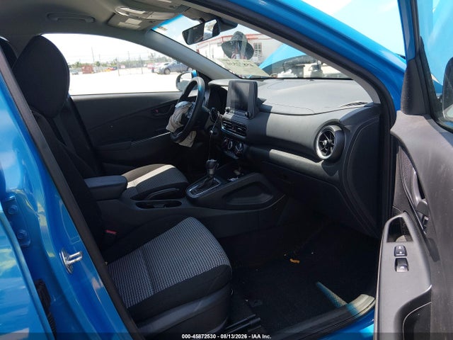 2022 Hyundai Kona Se მანქანა იყიდება აუქციონზე, vin: KM8K22AB9NU867097, აუქციონის ნომერი: 45872530