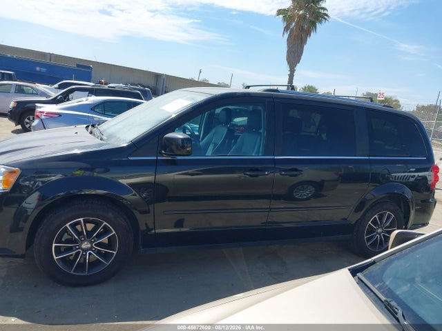 2017 Dodge Grand Caravan Sxt მანქანა იყიდება აუქციონზე, vin: 2C4RDGCG5HR856747, აუქციონის ნომერი: 45872600