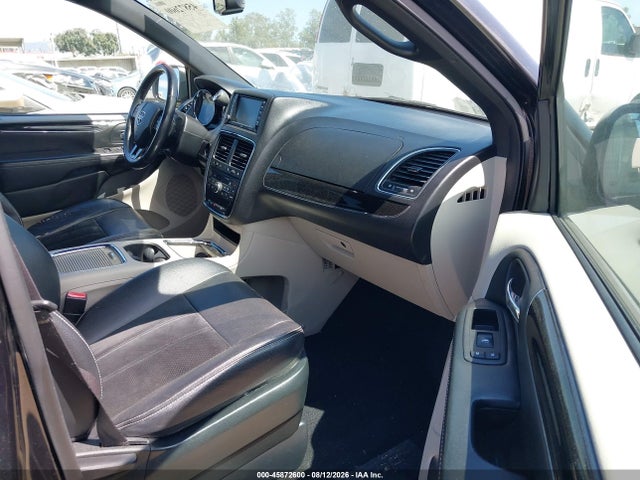 2017 Dodge Grand Caravan Sxt მანქანა იყიდება აუქციონზე, vin: 2C4RDGCG5HR856747, აუქციონის ნომერი: 45872600
