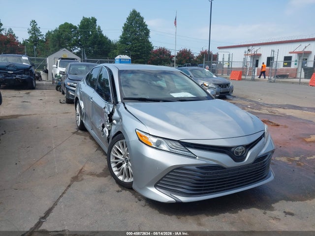 Продажа на аукционе авто 2018 Toyota Camry Xle, vin: 4T1B11HK6JU008210, номер лота: 45872634