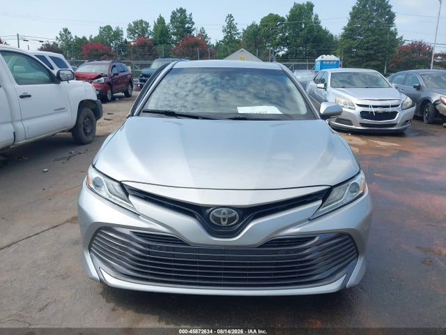 Продажа на аукционе авто 2018 Toyota Camry Xle, vin: 4T1B11HK6JU008210, номер лота: 45872634