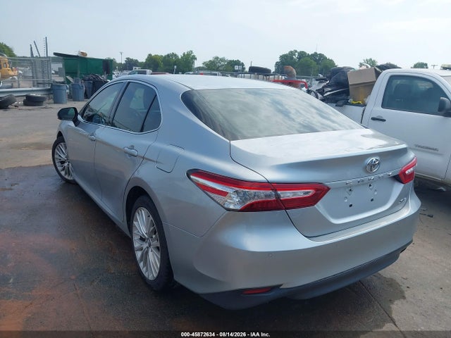 Продажа на аукционе авто 2018 Toyota Camry Xle, vin: 4T1B11HK6JU008210, номер лота: 45872634