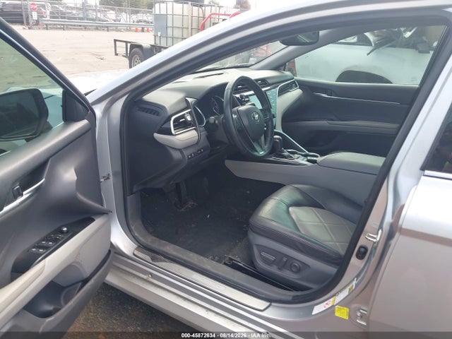 Продажа на аукционе авто 2018 Toyota Camry Xle, vin: 4T1B11HK6JU008210, номер лота: 45872634