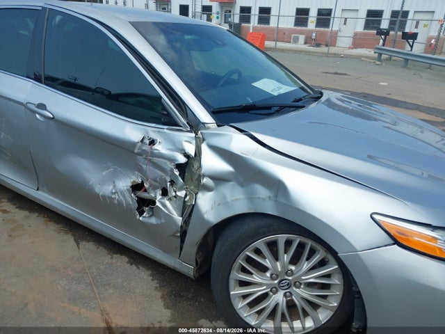 Продажа на аукционе авто 2018 Toyota Camry Xle, vin: 4T1B11HK6JU008210, номер лота: 45872634