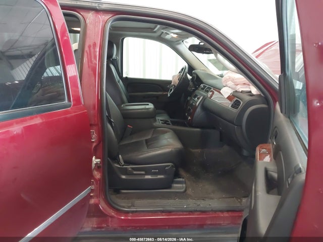 Продажа на аукционе авто 2011 Chevrolet Tahoe Lt, vin: 1GNSKBE01BR301650, номер лота: 45872663