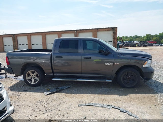 45872679 :رقم المزاد ، 3C6RR6KTXHG555625 vin ، 2017 Ram 1500 Tradesman  4x2 5'7 Box مزاد بيع