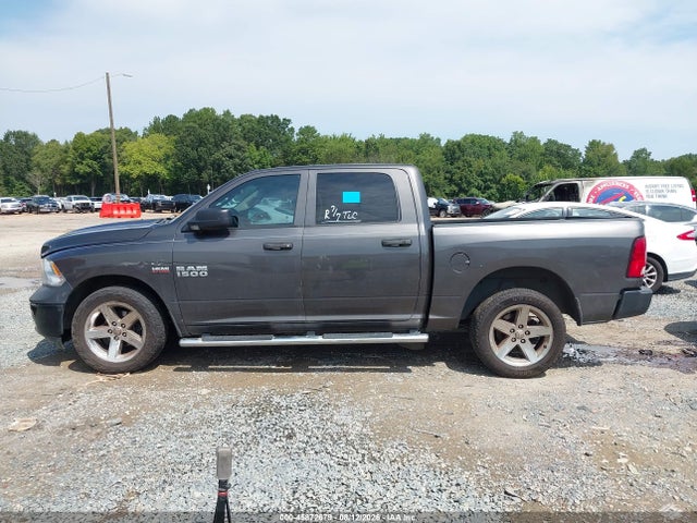 45872679 :رقم المزاد ، 3C6RR6KTXHG555625 vin ، 2017 Ram 1500 Tradesman  4x2 5'7 Box مزاد بيع