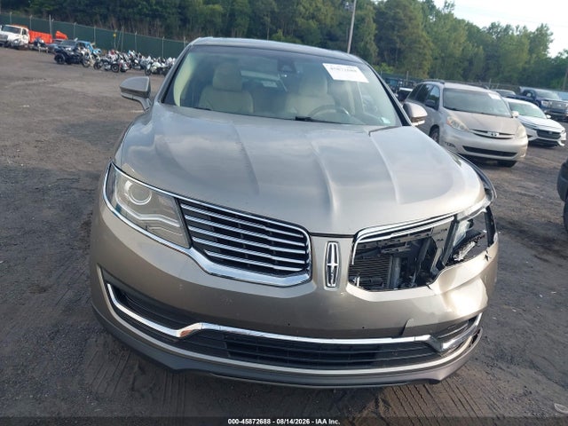 45872688 :رقم المزاد ، 2LMPJ8LP0HBL16110 vin ، 2017 Lincoln Mkx Reserve مزاد بيع