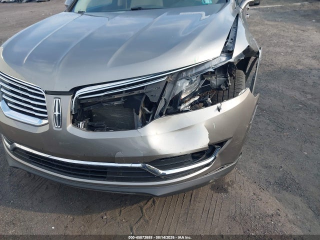 45872688 :رقم المزاد ، 2LMPJ8LP0HBL16110 vin ، 2017 Lincoln Mkx Reserve مزاد بيع