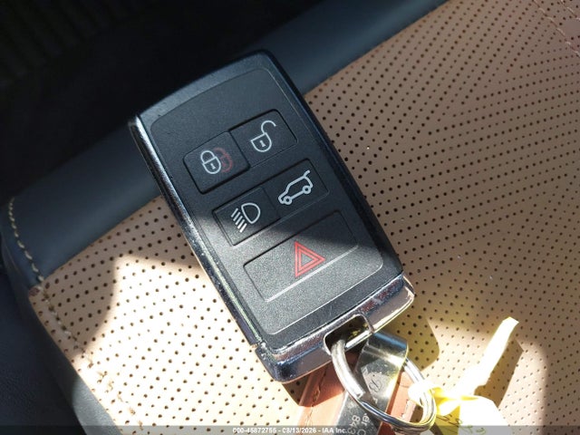 Продажа на аукционе авто 2025 Land Rover Range Rover Velar P400 Dynamic Hse, vin: SALYM2FU6SA801728, номер лота: 45872755