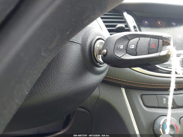 45872767 :رقم المزاد ، KL7CJKSB8LB038408 vin ، 2020 Chevrolet Trax Fwd Ls مزاد بيع
