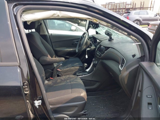 45872767 :رقم المزاد ، KL7CJKSB8LB038408 vin ، 2020 Chevrolet Trax Fwd Ls مزاد بيع