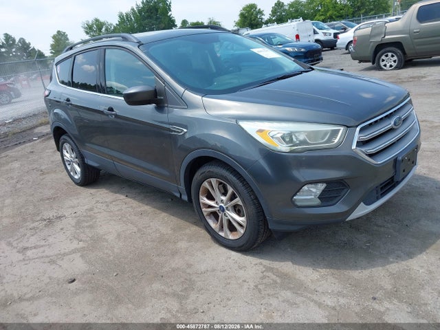 Продажа на аукционе авто 2017 Ford Escape Se, vin: 1FMCU9GD6HUD32765, номер лота: 45872787