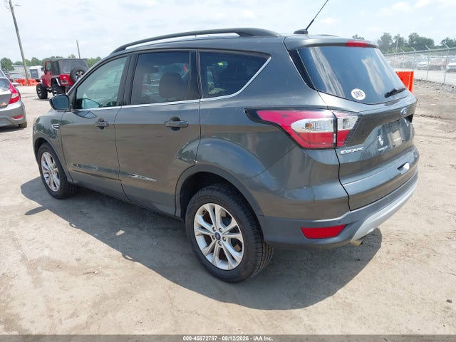 45872787 :رقم المزاد ، 1FMCU9GD6HUD32765 vin ، 2017 Ford Escape Se مزاد بيع