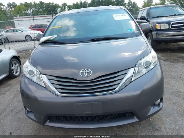 5TDYK3DC2ES438090 Toyota Sienna Xle V6 8 Passenger