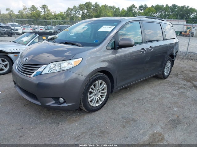 5TDYK3DC2ES438090 Toyota Sienna Xle V6 8 Passenger