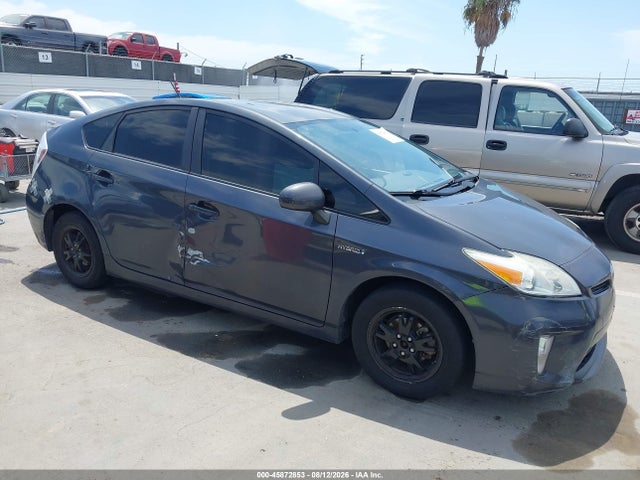 Toyota Prius Two 2014 JTDKN3DU8E0371181 Image 13