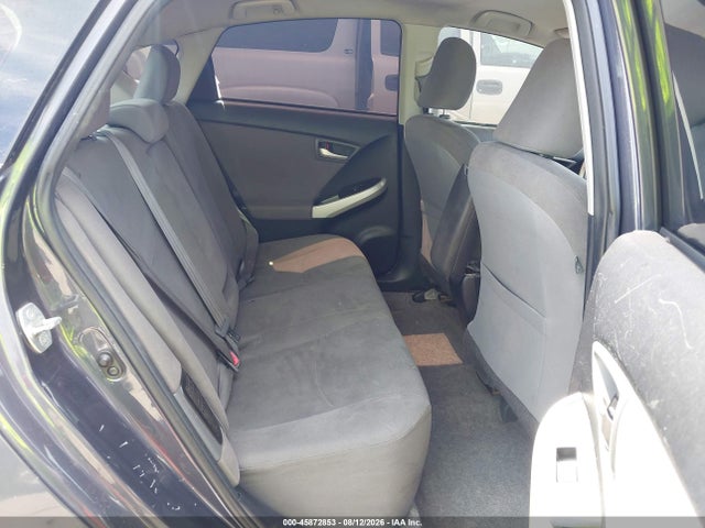 Toyota Prius Two 2014 JTDKN3DU8E0371181 Image 8