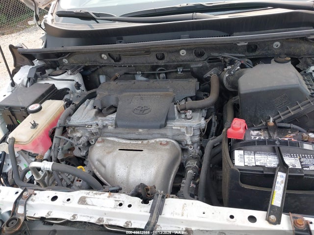 Toyota RAV4 LE 2017 JTMBFREV8HJ705599 Image 10