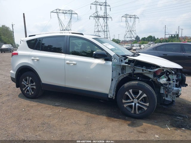 Toyota RAV4 LE 2017 JTMBFREV8HJ705599 Image 14