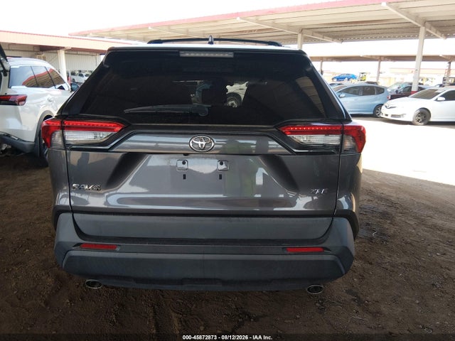 2021 Toyota Rav4 Xle Premium მანქანა იყიდება აუქციონზე, vin: 2T3C1RFV8MC160423, აუქციონის ნომერი: 45872873
