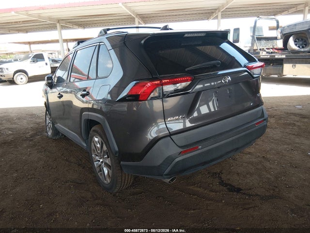 2021 Toyota Rav4 Xle Premium მანქანა იყიდება აუქციონზე, vin: 2T3C1RFV8MC160423, აუქციონის ნომერი: 45872873