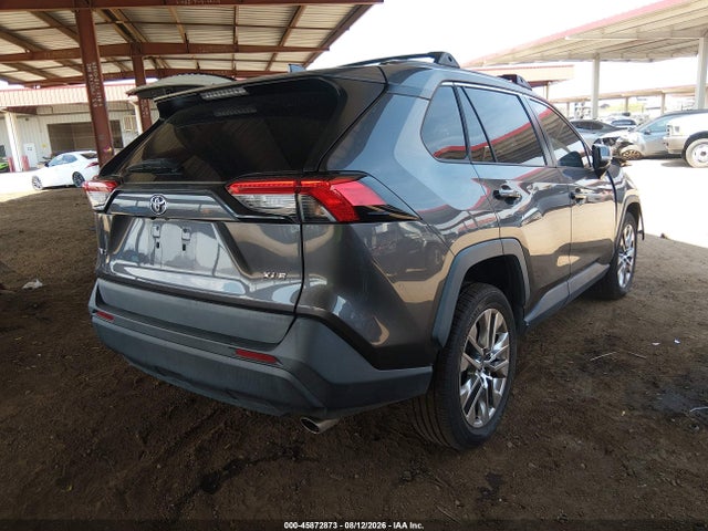 2021 Toyota Rav4 Xle Premium მანქანა იყიდება აუქციონზე, vin: 2T3C1RFV8MC160423, აუქციონის ნომერი: 45872873