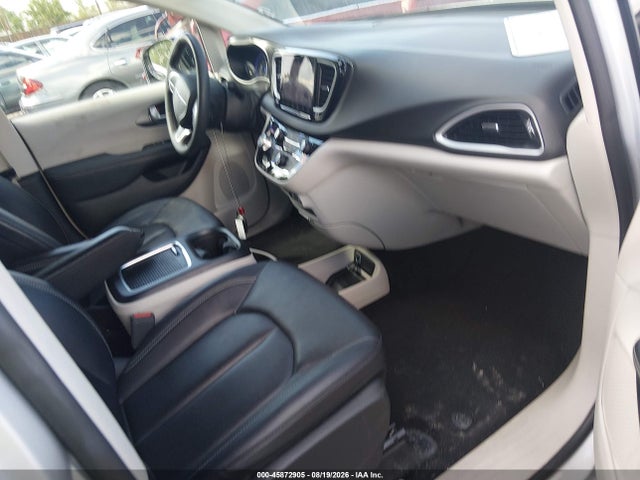 Продаж на аукціоні авто 2024 Chrysler Pacifica Touring L, vin: 2C4RC1BGXRR145953, номер лоту: 45872905