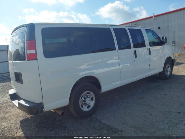 1GAZGNFG2K1354807 Chevrolet Express 3500 Ls