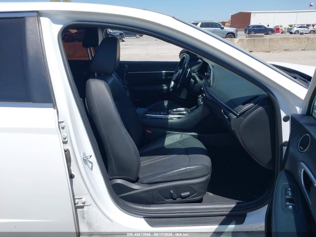 Продажа на аукционе авто 2021 Hyundai Sonata Limited, vin: 5NPEH4J20MH097781, номер лота: 45872996