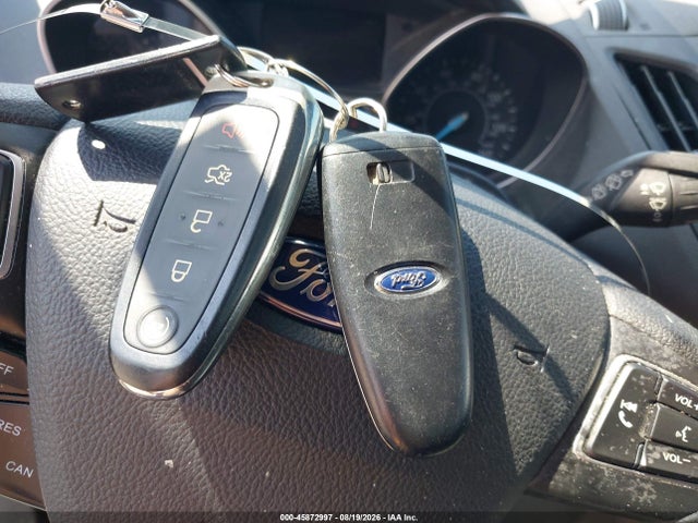 45872997 :رقم المزاد ، 1FMCU0GD0KUA03062 vin ، 2019 Ford Escape Se مزاد بيع