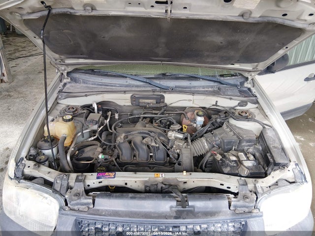 Auction sale of the 2004 Ford Escape Xls, vin: 1FMCU92194KB25337, lot number: 45873001