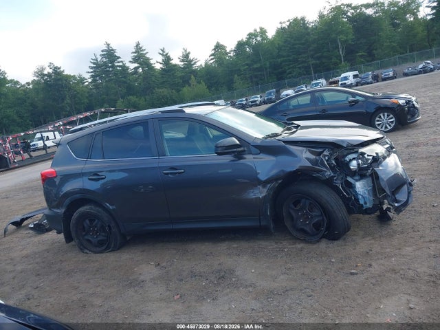 Toyota RAV4 LE 2015 JTMBFREV0FJ041442 Image 14